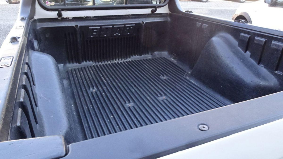 Fiat Strada 1.9 JTD Pick-up (15)