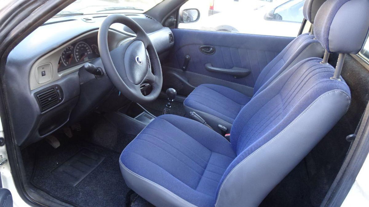 Fiat Strada 1.9 JTD Pick-up (17)