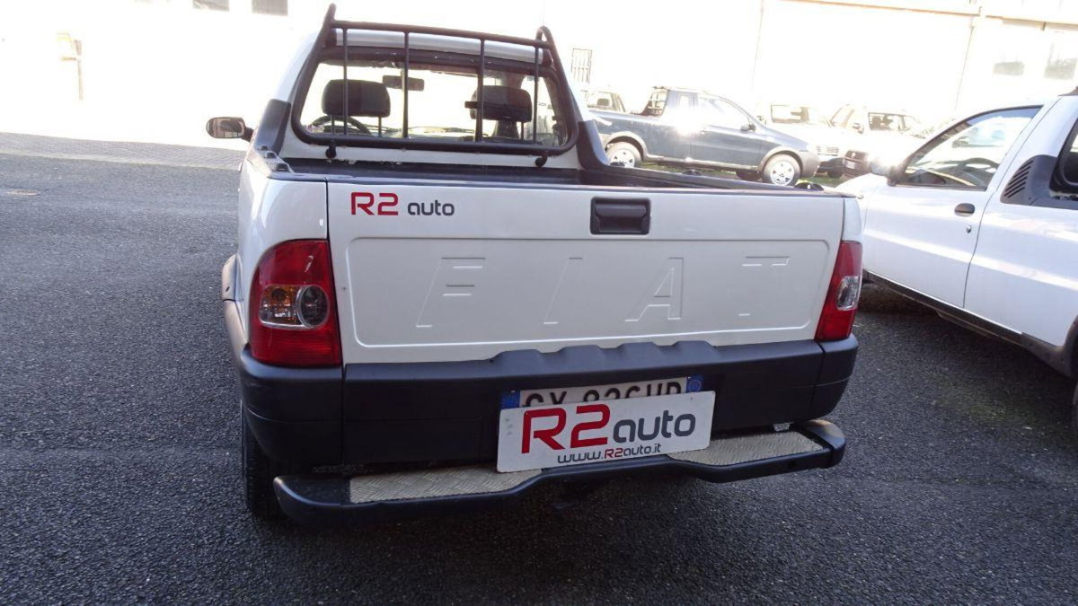 Fiat Strada 1.9 JTD Pick-up (7)