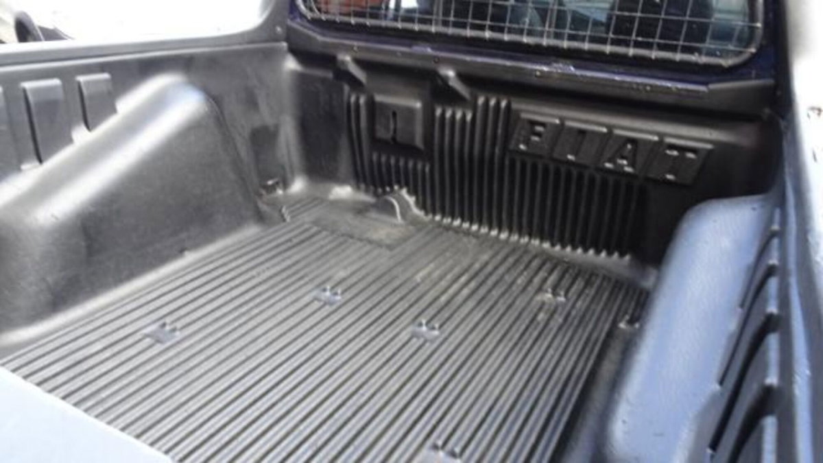 Fiat Strada 1.3 MJT Pick-up Cabina Lunga Adventure (14)