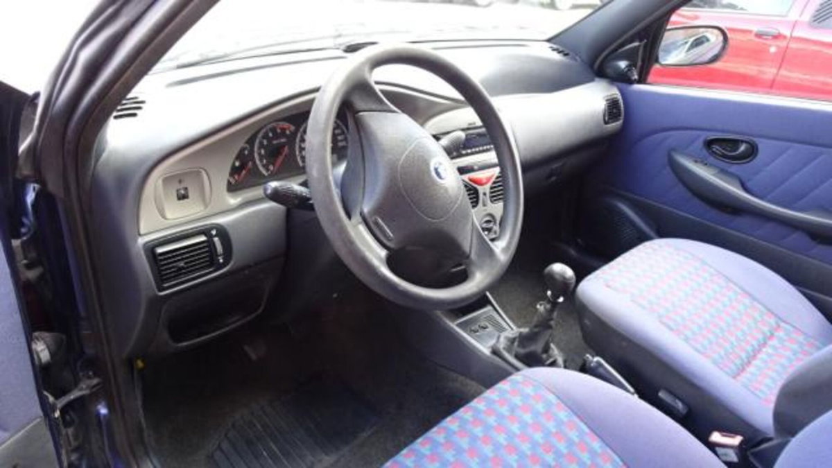 Fiat Strada 1.3 MJT Pick-up Cabina Lunga Adventure (18)