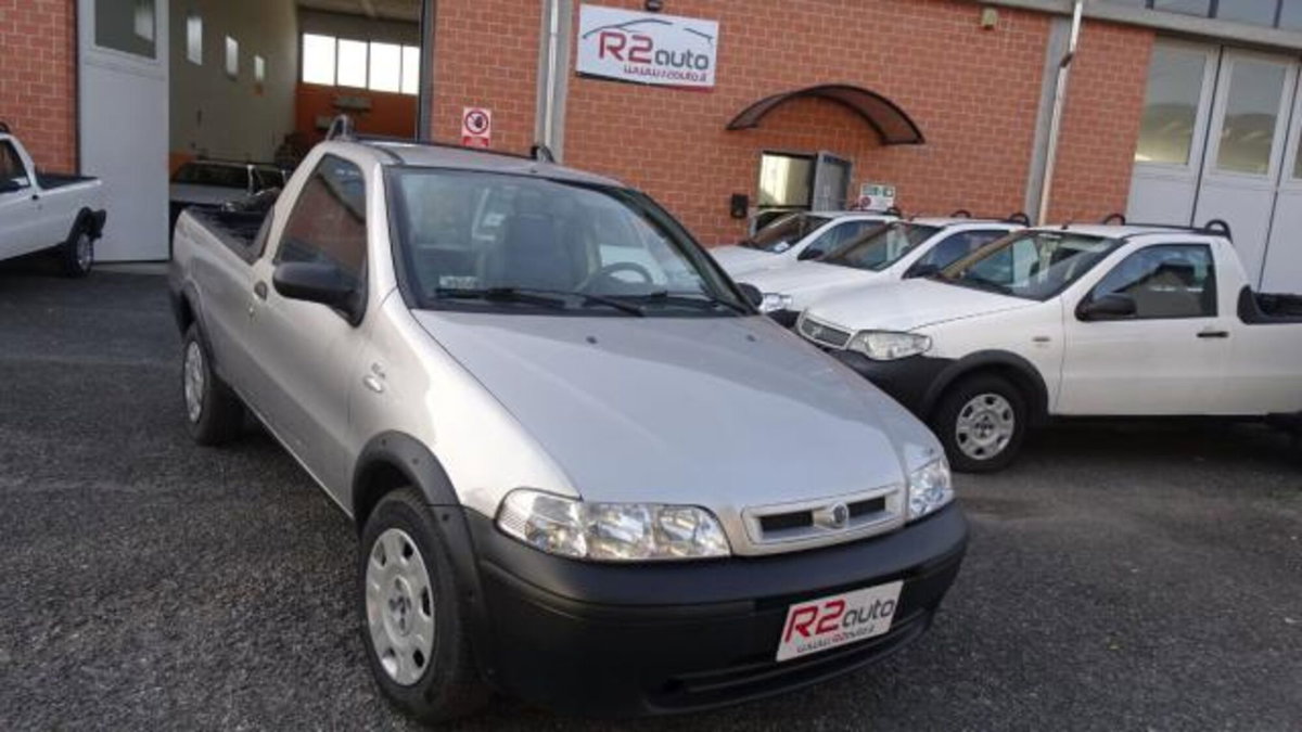 Fiat Strada 1.9 JTD Pick-up (11)
