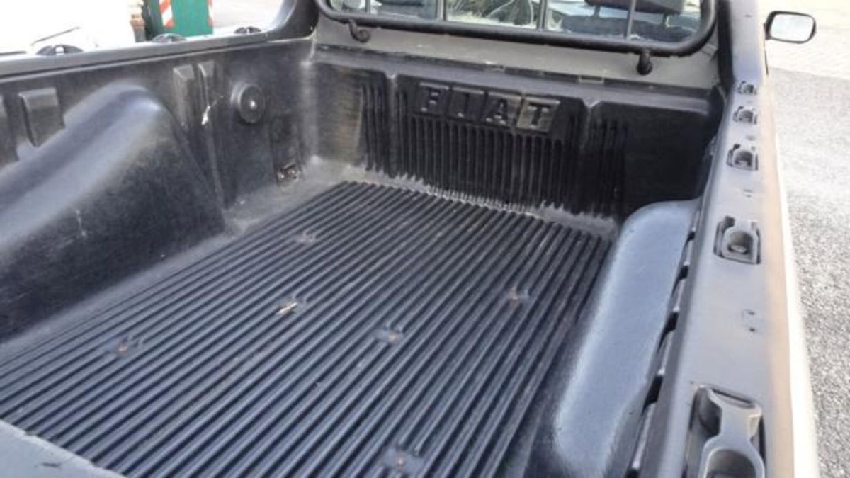 Fiat Strada 1.9 JTD Pick-up (12)