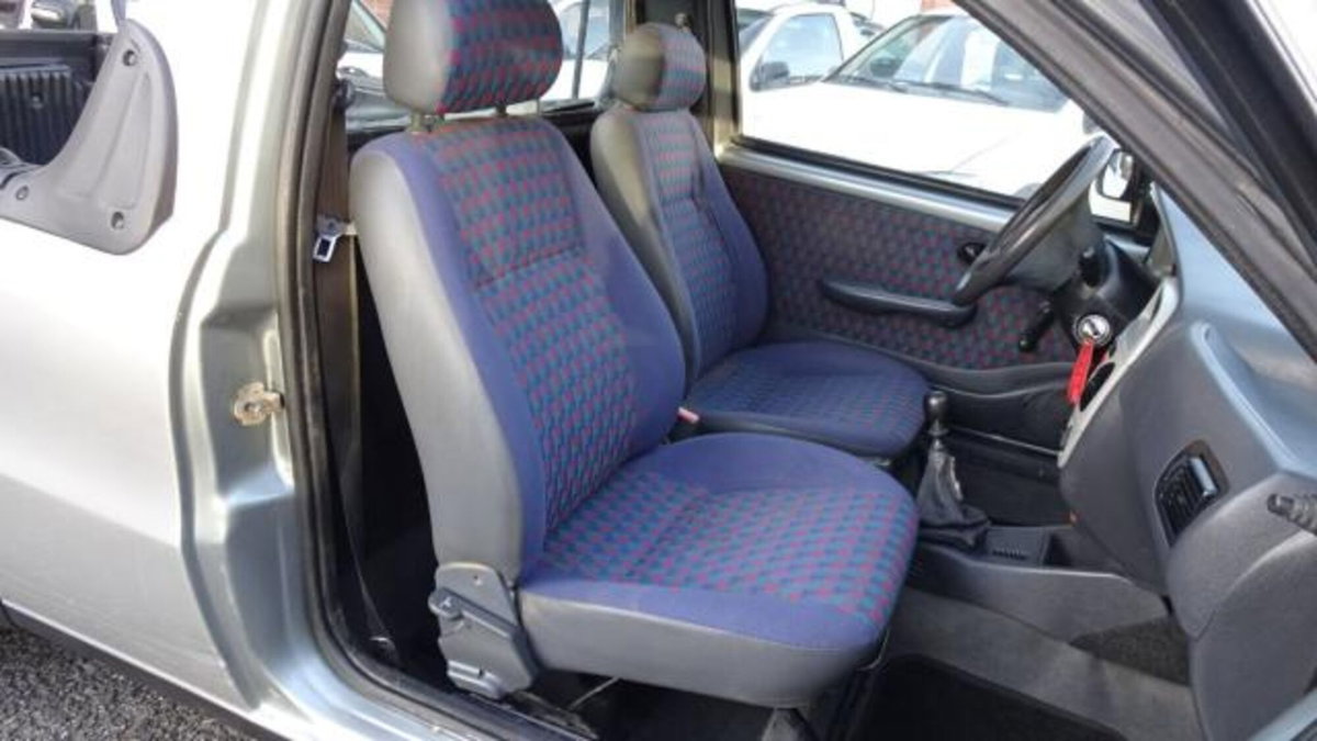 Fiat Strada 1.9 JTD Pick-up (14)