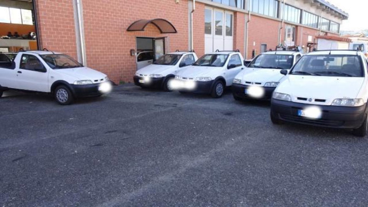 Fiat Strada 1.9 JTD Pick-up (19)