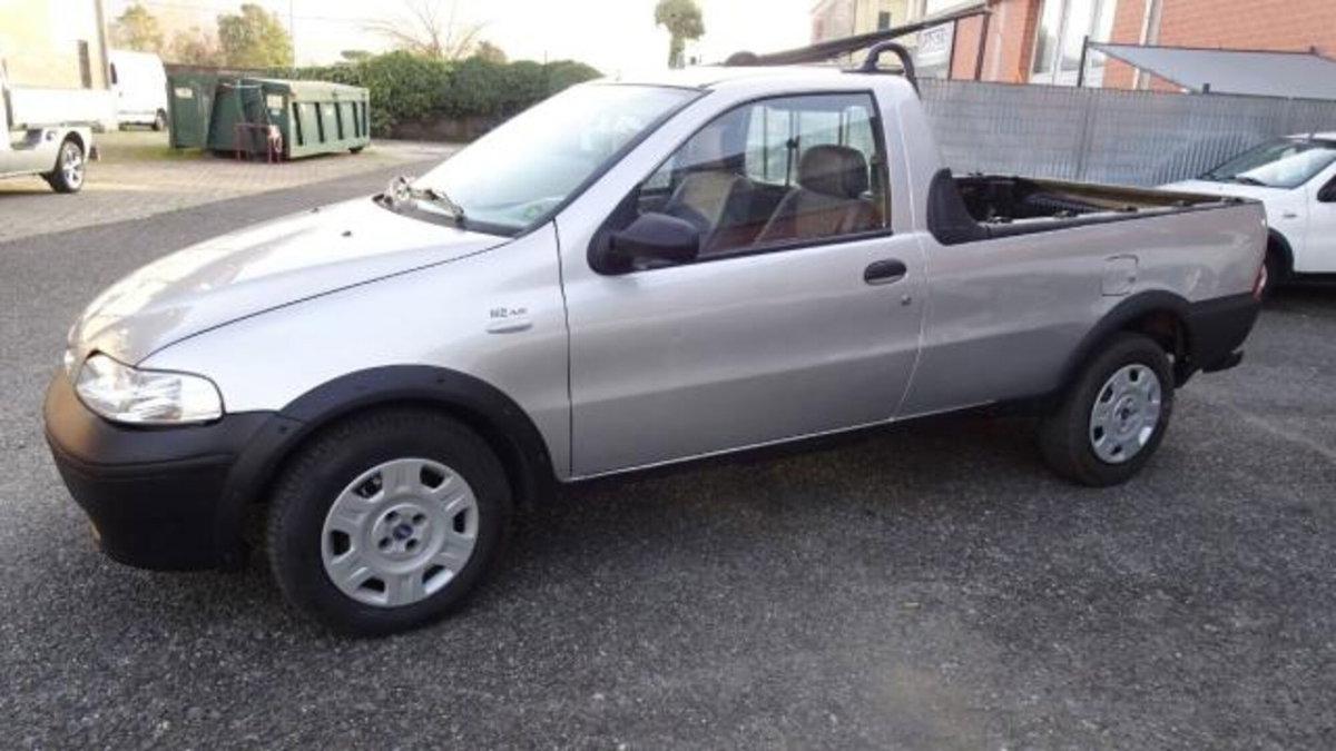 Fiat Strada 1.9 JTD Pick-up (3)