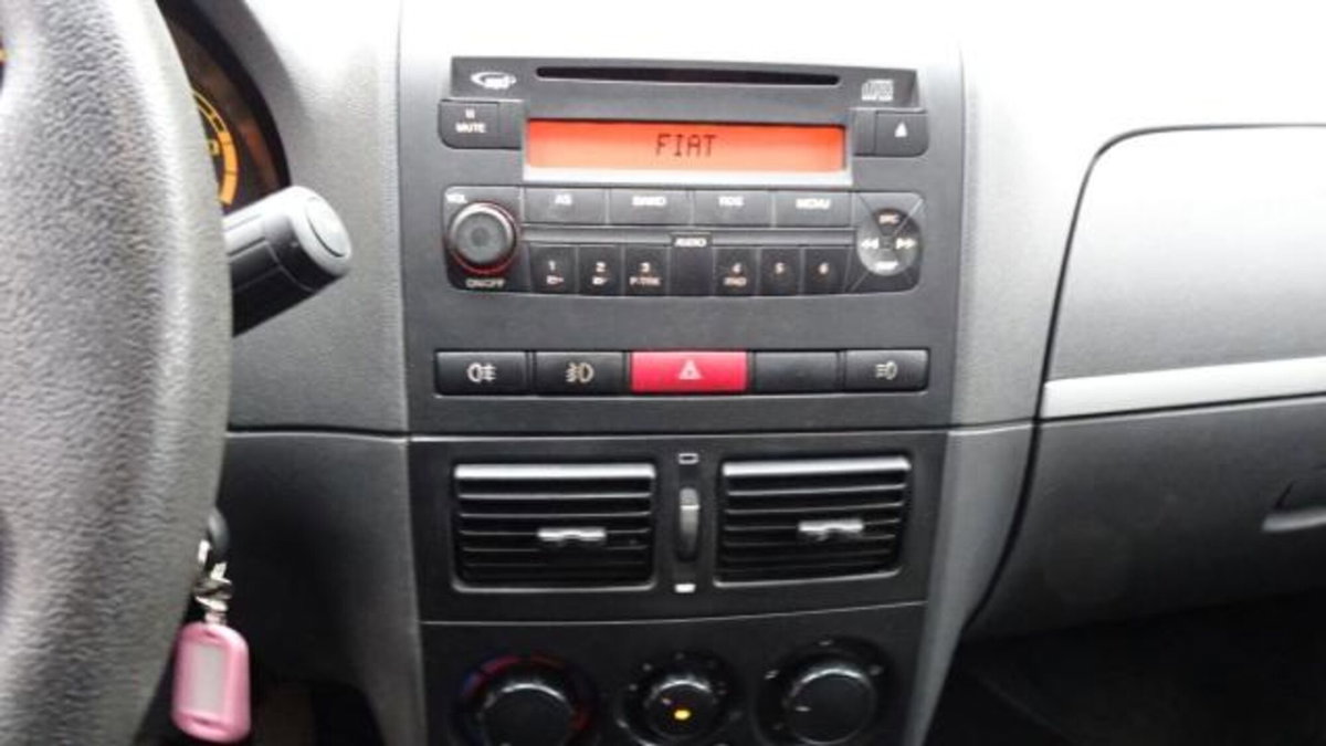 Fiat Strada 1.3 MJT Pick-up (19)