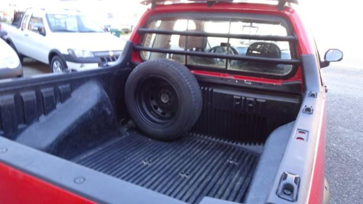 Fiat Strada 1.3 MJT Pick-up Cabina Lunga Adventure (10)