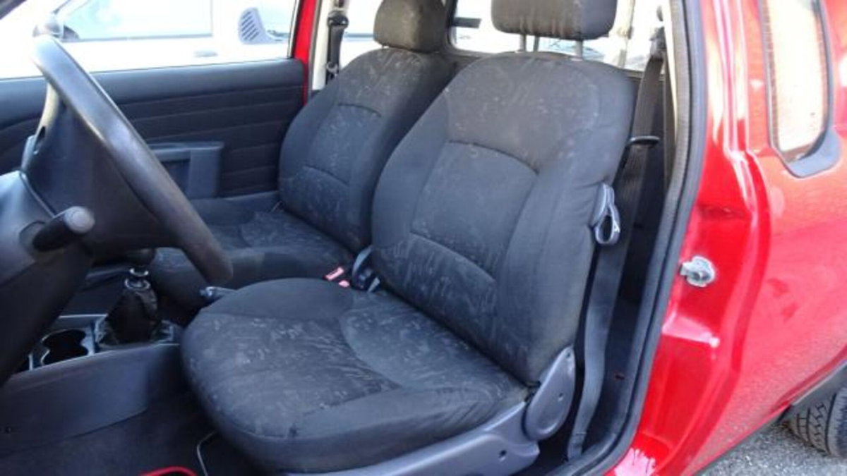 Fiat Strada 1.3 MJT Pick-up Cabina Lunga Adventure (17)