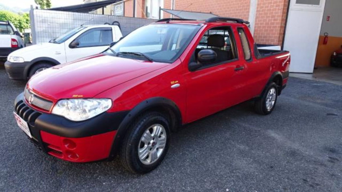 Fiat Strada 1.3 MJT Pick-up Cabina Lunga Adventure (2)