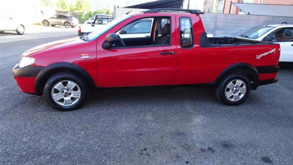 Fiat Strada 1.3 MJT Pick-up Cabina Lunga Adventure (4)