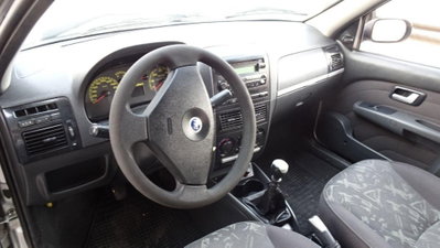 Fiat Strada 1.3 MJT Pick-up Cabina Lunga Adventure (18)