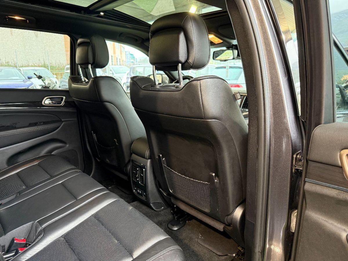 Jeep Grand Cherokee 3.0 V6 CRD 250 CV Multijet II Limited (14)