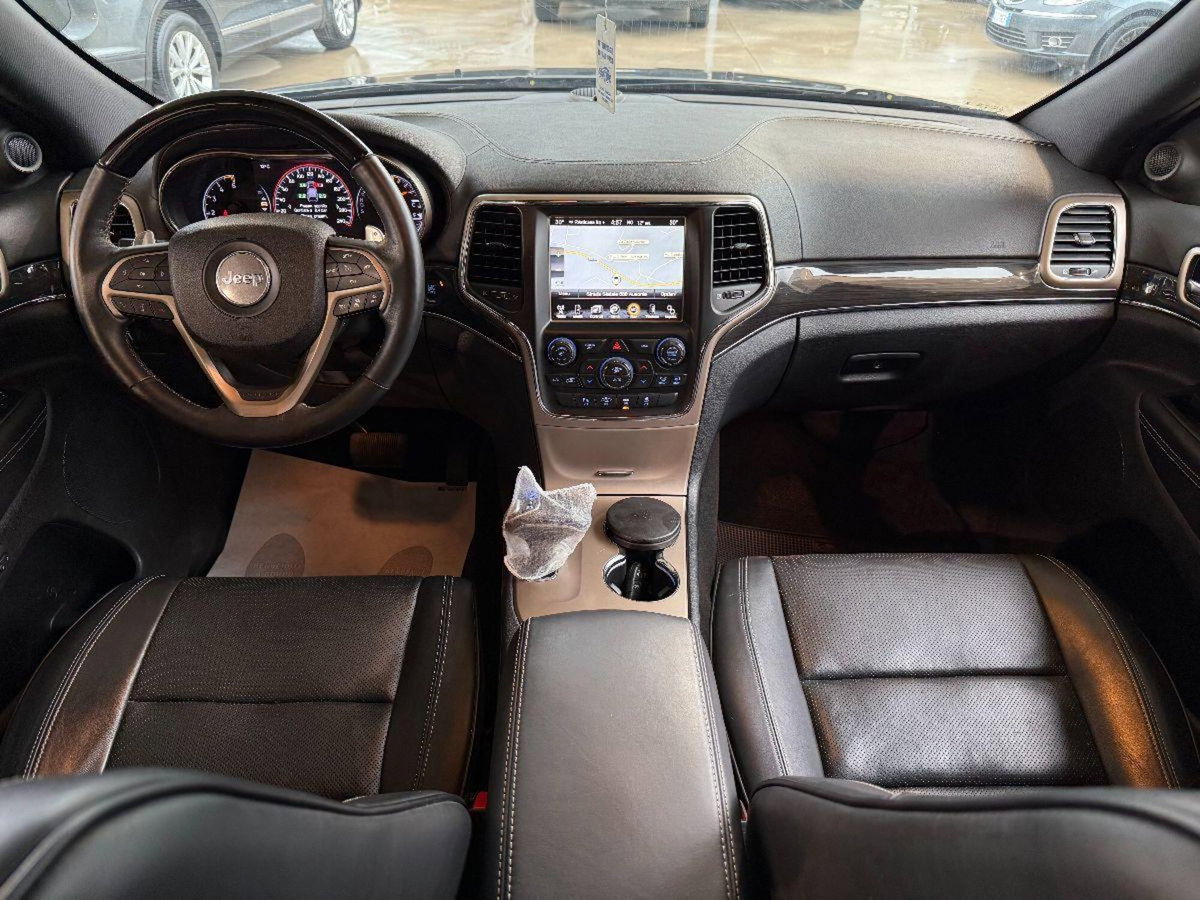 Jeep Grand Cherokee 3.0 V6 CRD 250 CV Multijet II Limited (9)