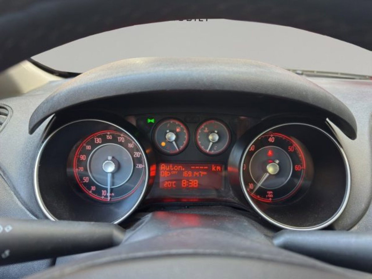 Fiat Punto 1.3 MJT II S&S 85 CV 5 porte ECO Lounge (13)