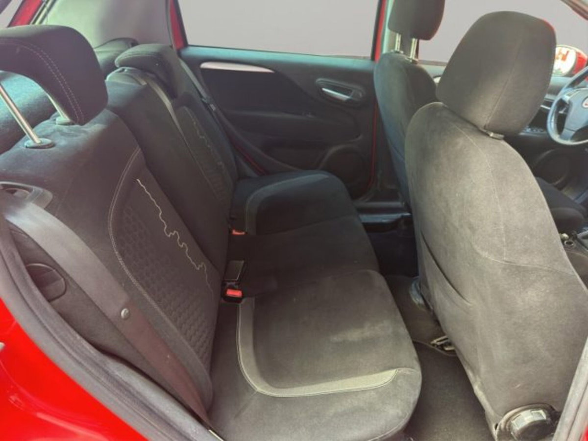 Fiat Punto 1.3 MJT II S&S 85 CV 5 porte ECO Lounge (14)