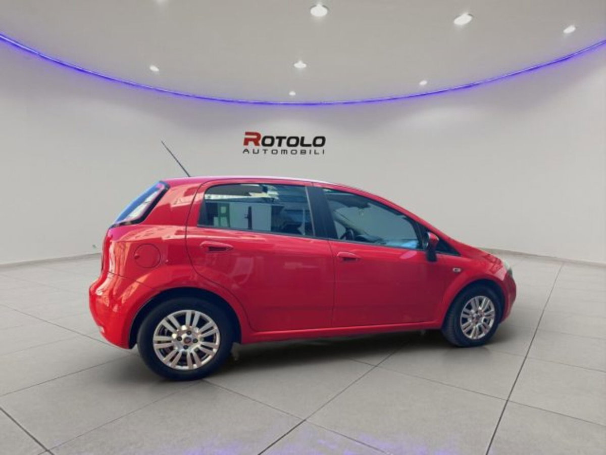Fiat Punto 1.3 MJT II S&S 85 CV 5 porte ECO Lounge (3)