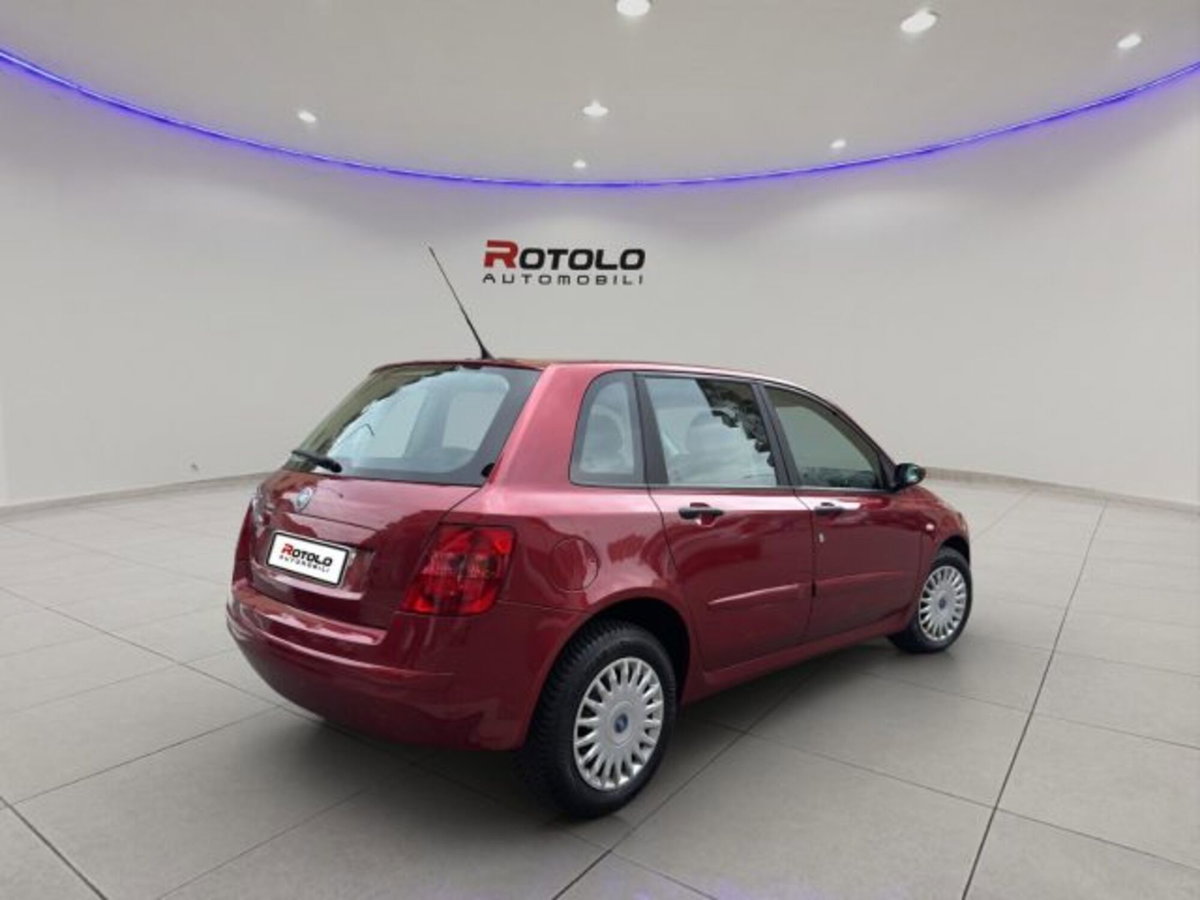 Fiat Stilo 1.6i 16V 5 porte Dynamic (5)