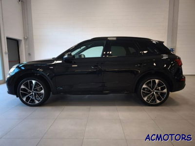 Audi Q5 40 2.0 tdi mhev 12V Identity Black quattro s-tronic usata