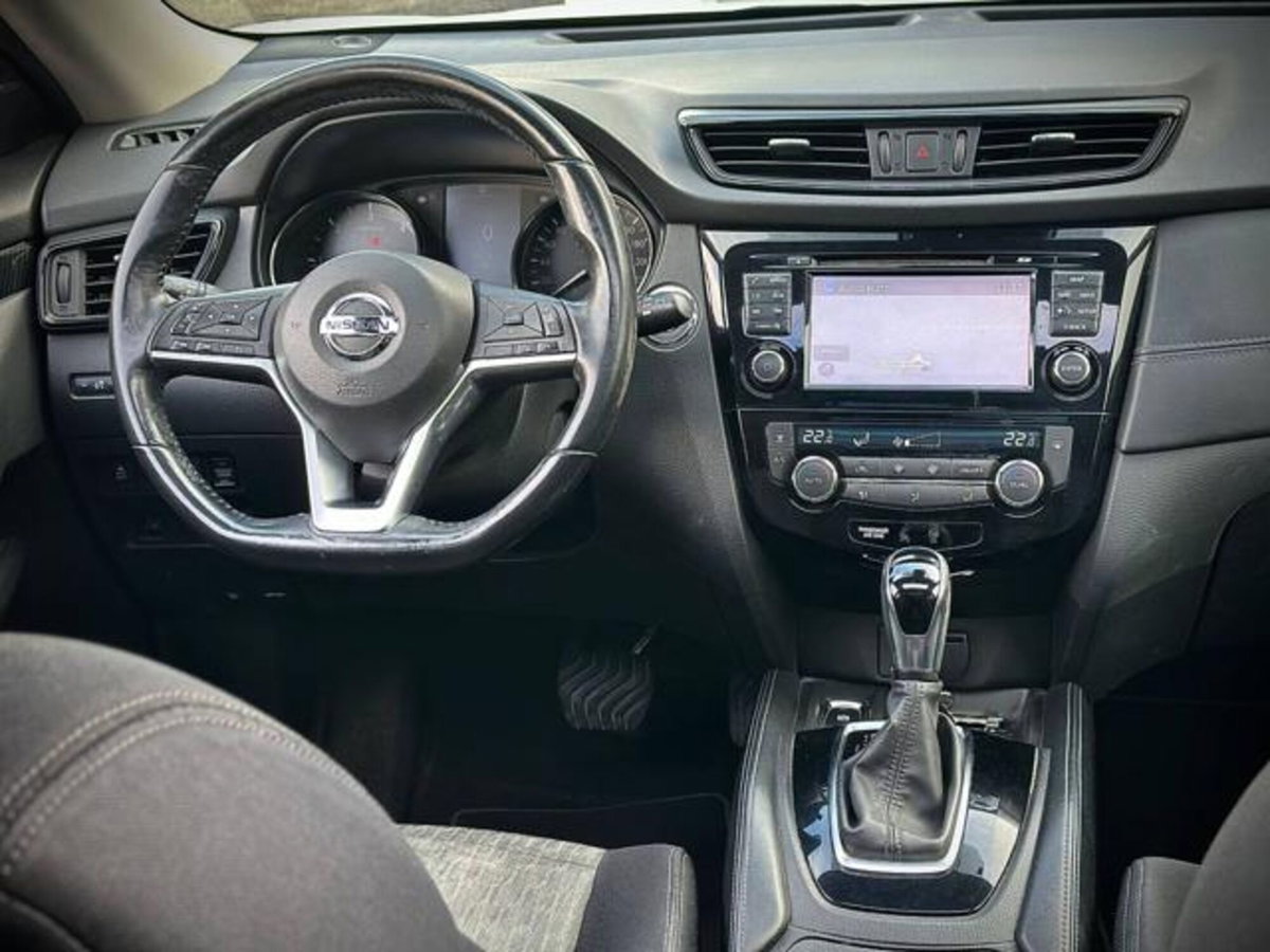 Nissan X-Trail 1.6 dCi 2WD Tekna (17)