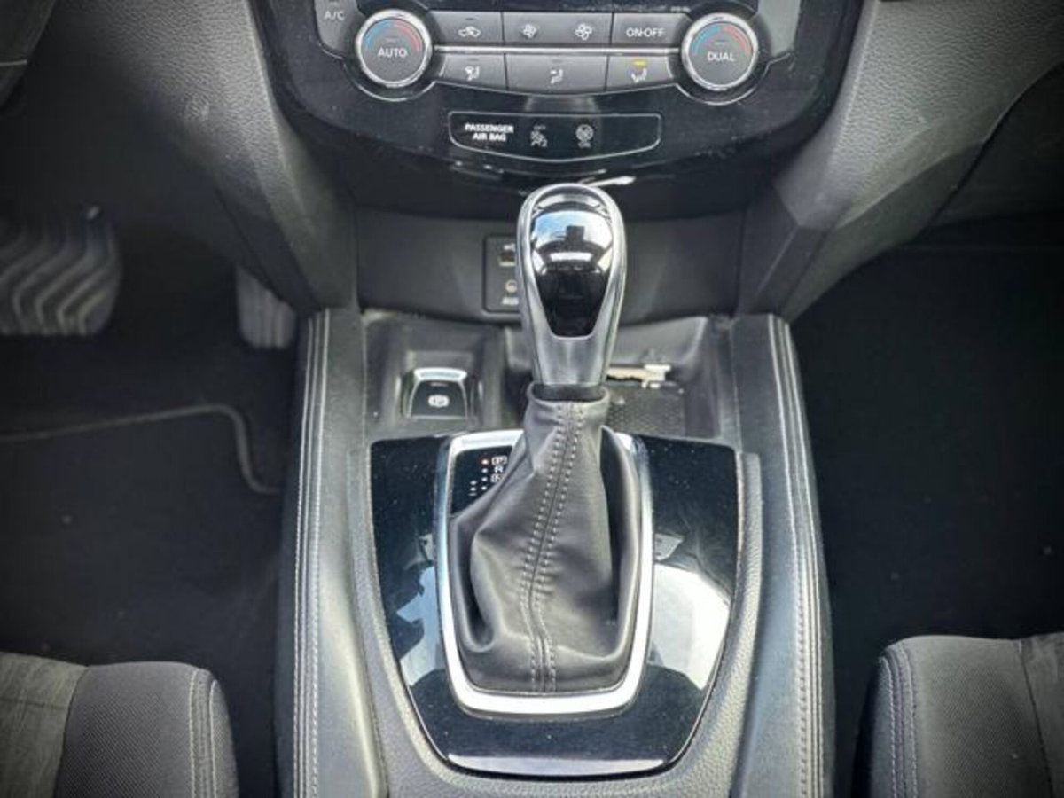 Nissan X-Trail 1.6 dCi 2WD Tekna (18)