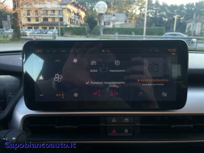 Jeep Avenger 1.2 turbo e-hybrid mhev Overland 4xe 145cv edct6 (12)
