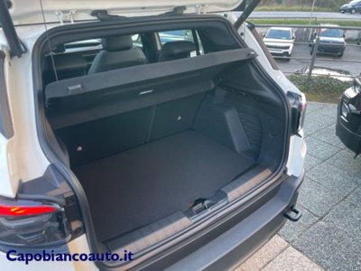Jeep Avenger 1.2 turbo e-hybrid mhev Overland 4xe 145cv edct6 (15)