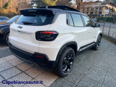 Jeep Avenger 1.2 turbo e-hybrid mhev Overland 4xe 145cv edct6 (6)