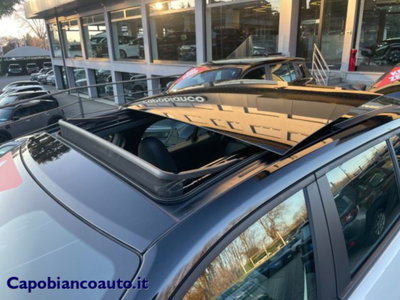 Jeep Avenger 1.2 turbo e-hybrid mhev Overland 4xe 145cv edct6 (9)