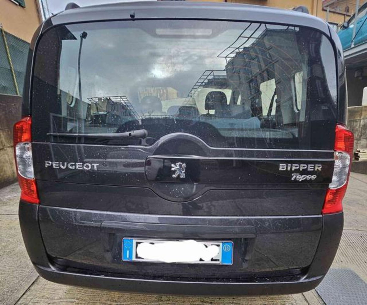 Peugeot Bipper 1.3 HDi 75 FAP Stop&Start Outdoor (6)