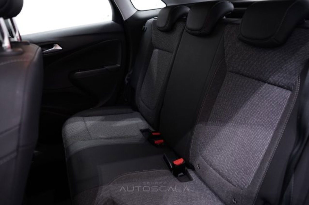 Opel Crossland 1.2 12V Start&Stop Elegance (19)