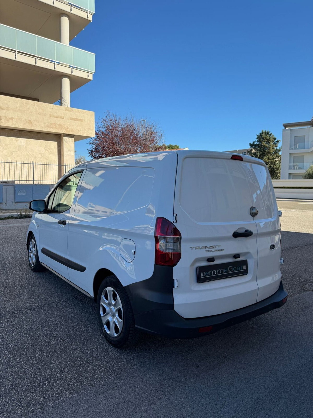 Ford Transit Courier 1.5 TDCi 75CV  Trend (6)