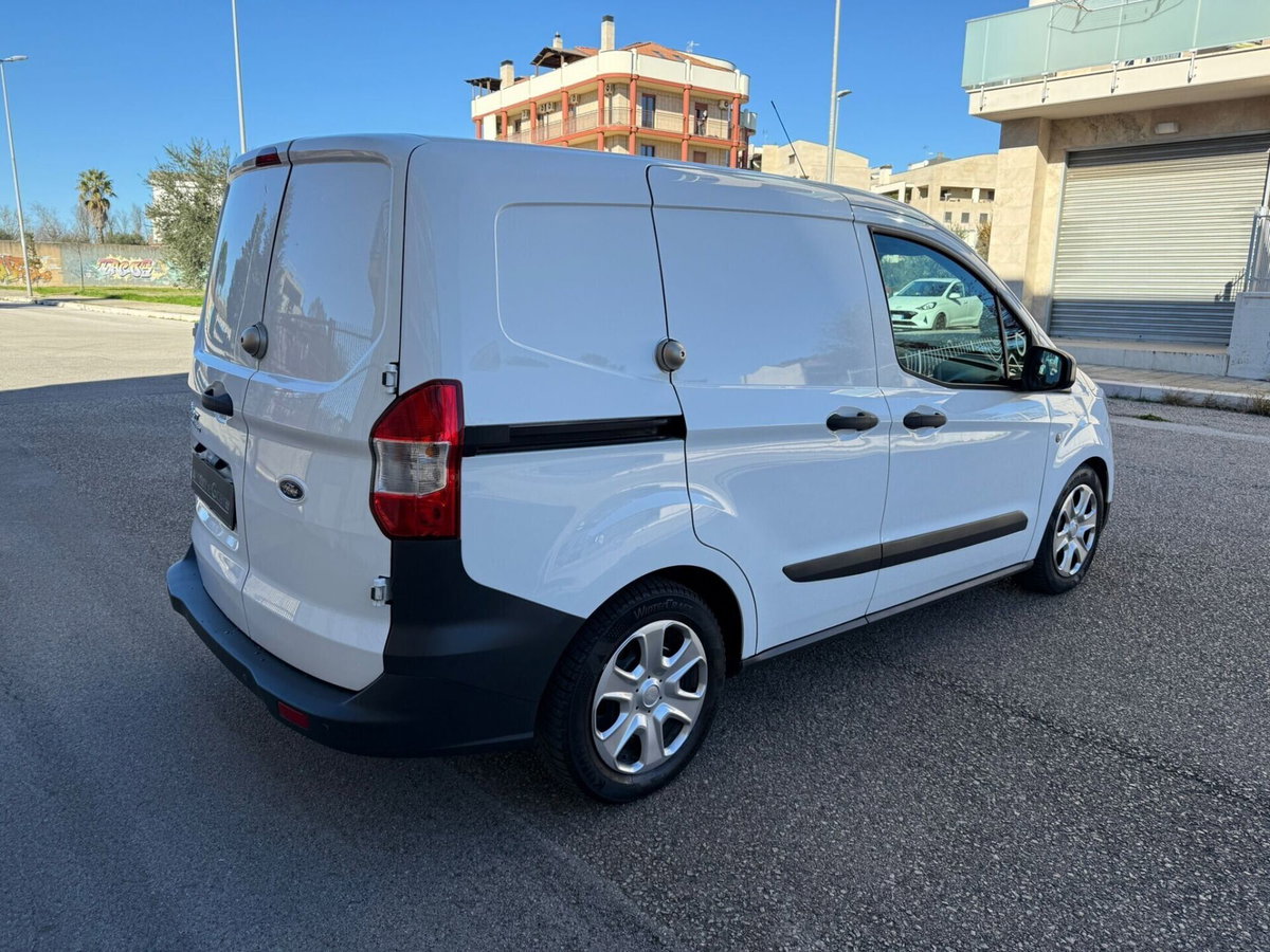 Ford Transit Courier 1.5 TDCi 75CV  Trend (7)