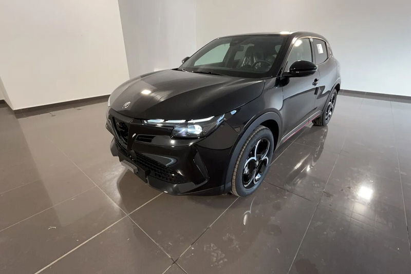Alfa Romeo Junior 1.2 ibrida Speciale 145cv edct6