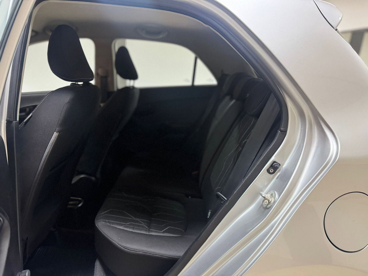Kia Picanto 1.0 12V 5 porte Easy (11)