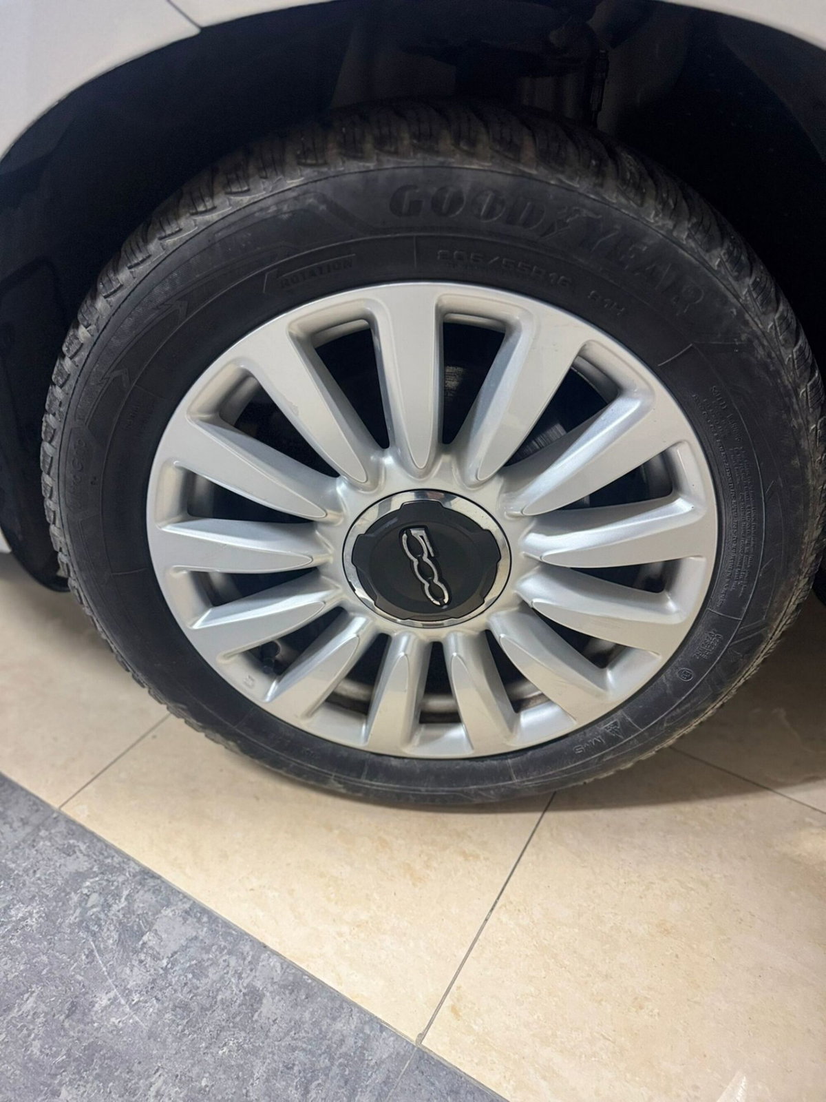 Fiat 500L 1.3 Multijet 85 CV Dualogic Lounge (9)