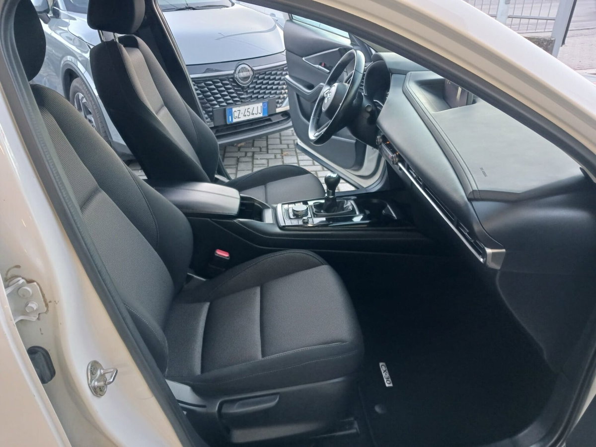 Mazda CX-30 e-Skyactiv-G M Hybrid 2WD Exceed (8)