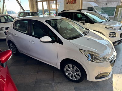 Peugeot 208 82 5 porte Active usata