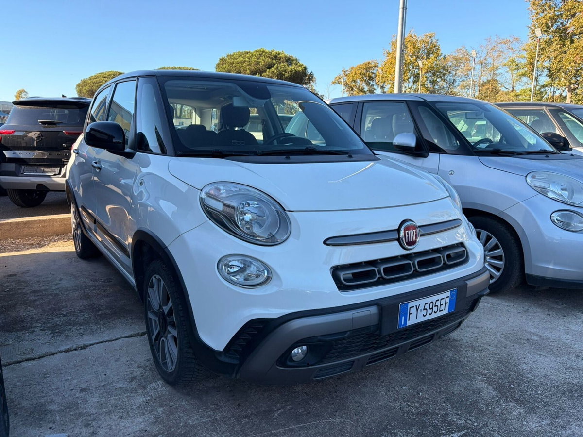 Fiat 500L 1.6 Multijet 120 CV Cross (2)