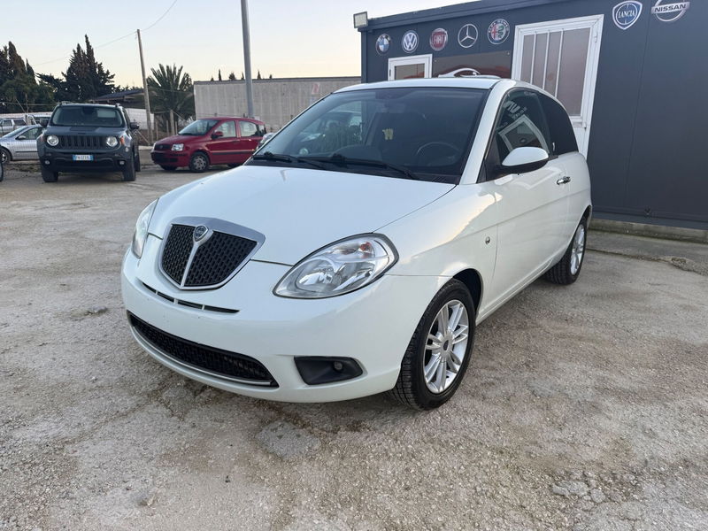 Lancia Ypsilon 1.2 Platino