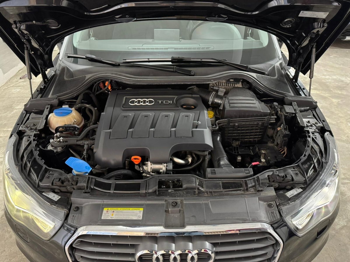 Audi A1 1.6 TDI 105 CV Ambition (11)