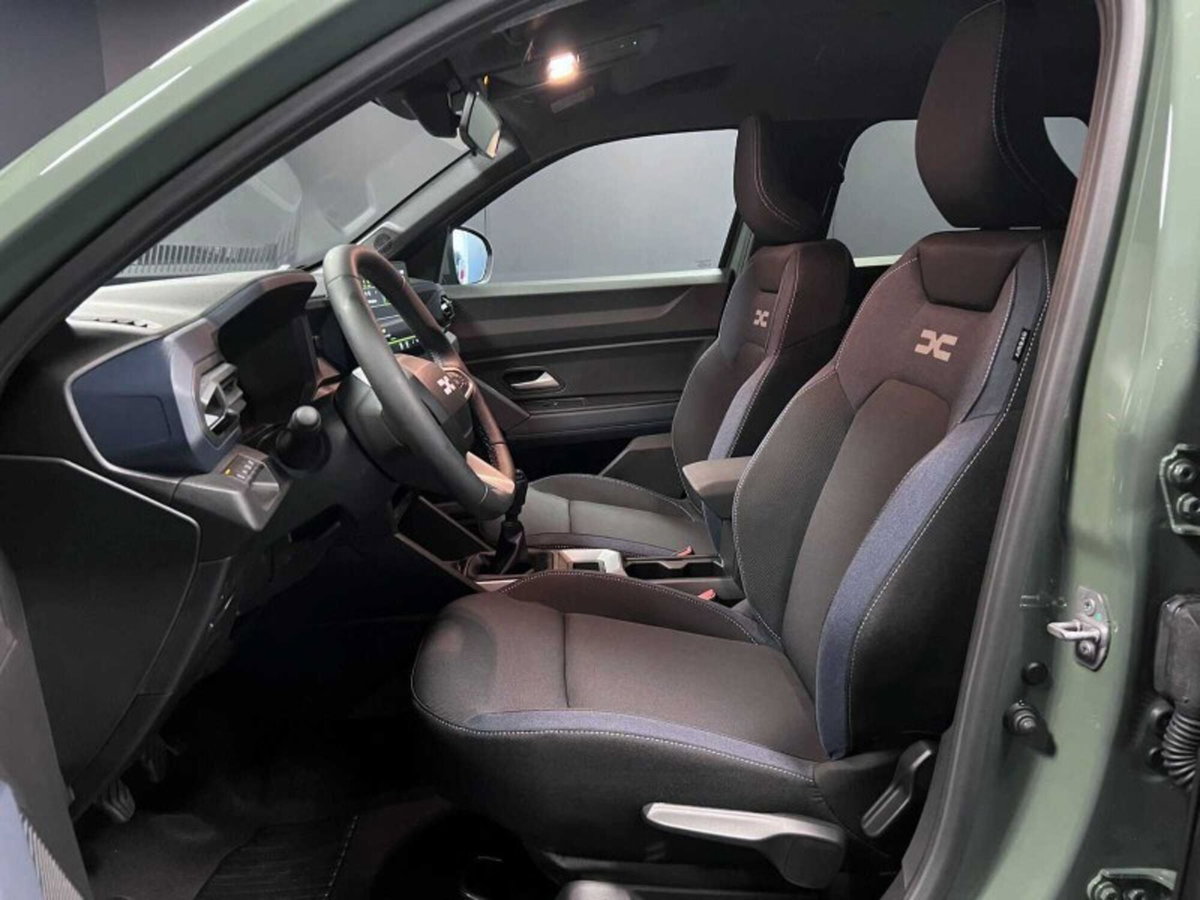 Dacia Duster 1.2 mild hybrid Journey 130cv (12)