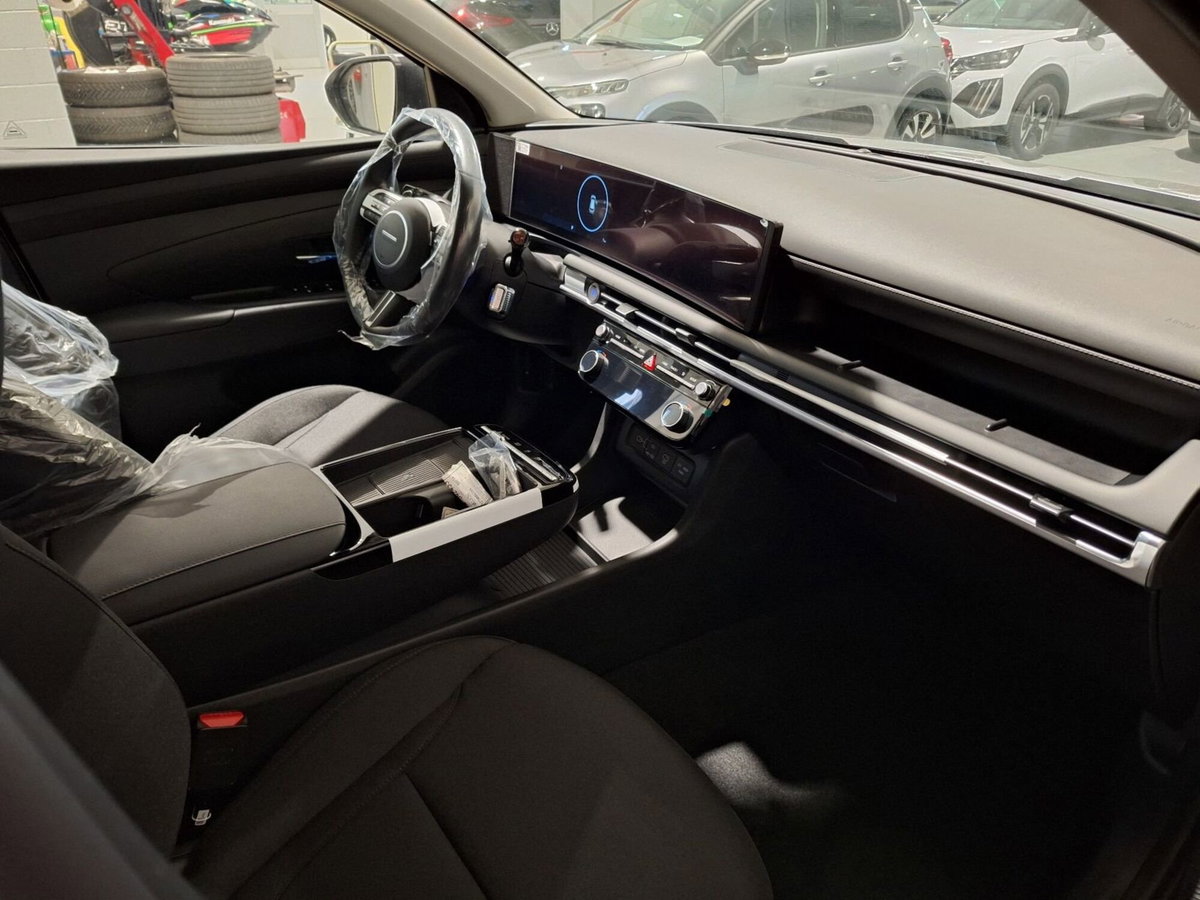 Hyundai Tucson 1.6 hev Exellence 4wd auto (8)