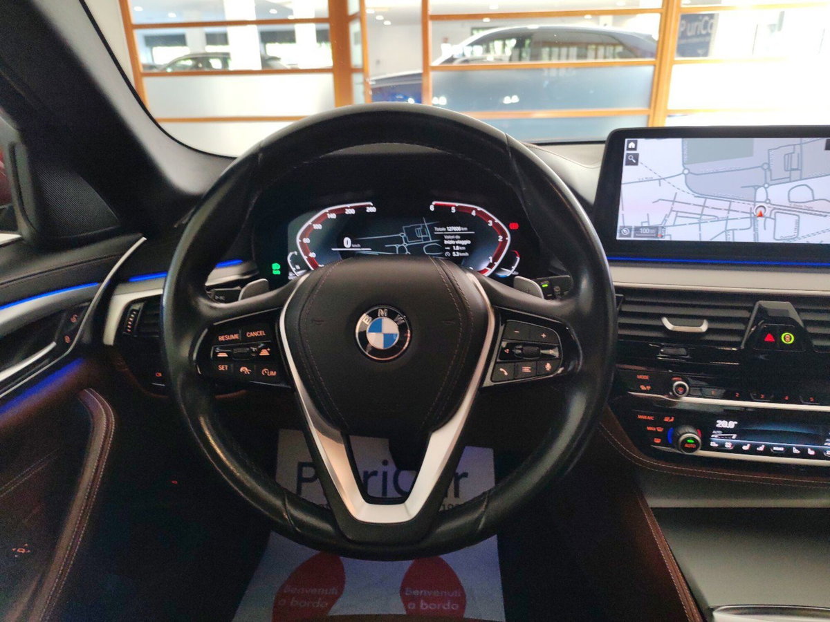 BMW Serie 5 Touring 530d 249CV  Luxury (9)