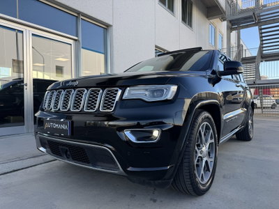 Jeep Grand Cherokee 3.0 V6 CRD 250 CV Multijet II Overland (10)