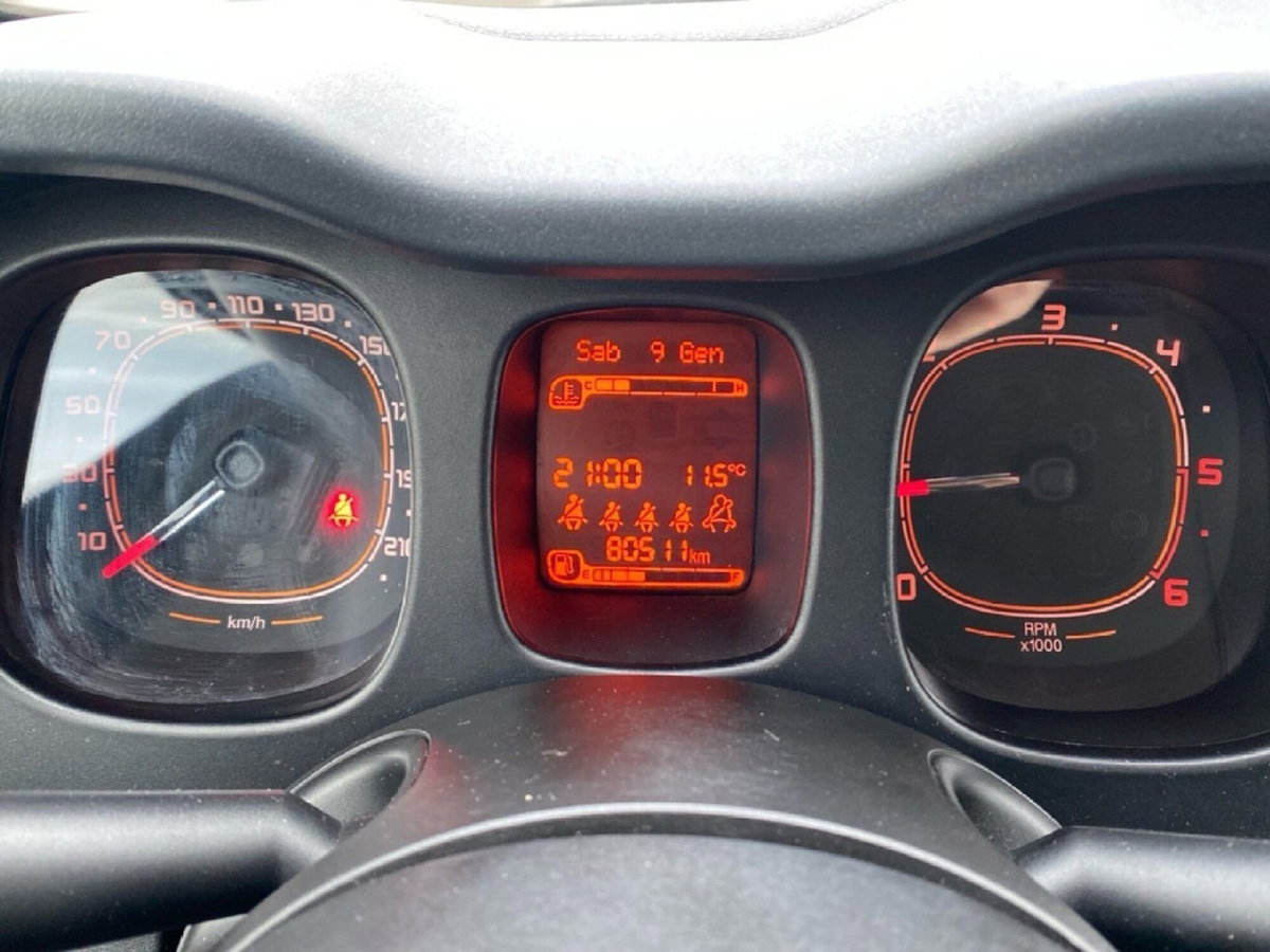 Fiat Panda 1.3 MJT 95 CV S&S Easy (15)