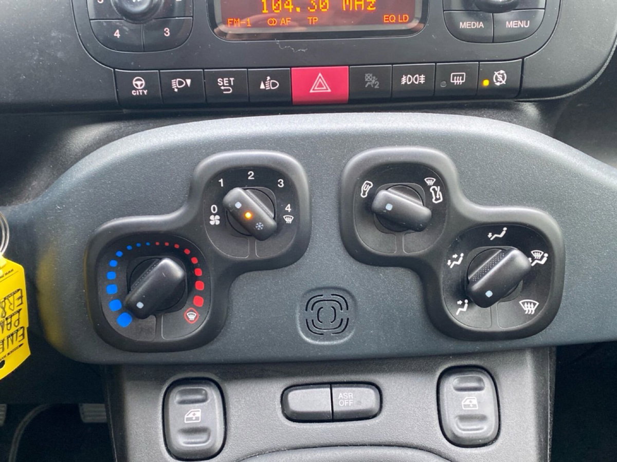 Fiat Panda 1.3 MJT 95 CV S&S Easy (17)