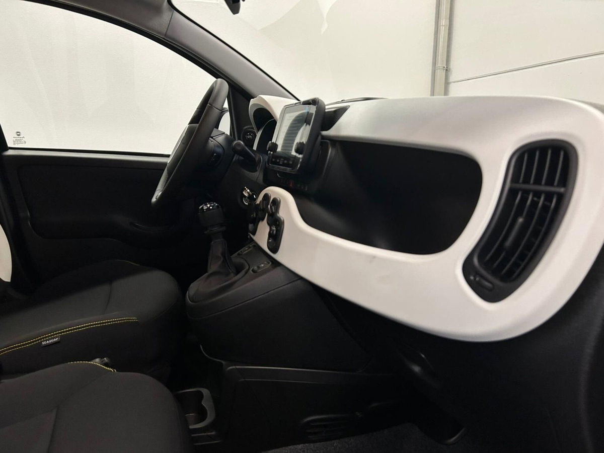 Fiat Panda Cross Cross 1.0 FireFly S&S Hybrid (9)
