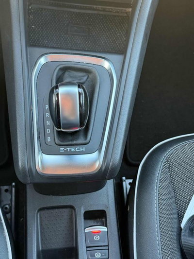 Renault Captur Full Hybrid E-Tech 145 CV Intens (20)