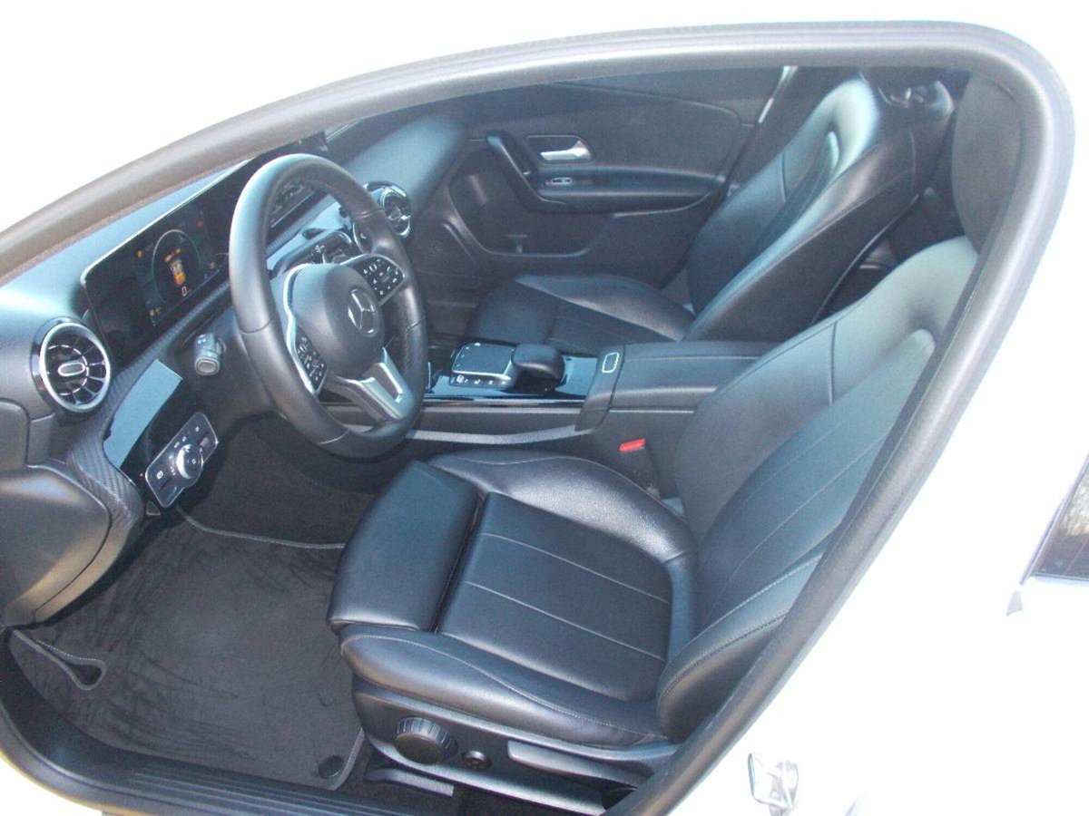 Mercedes-Benz Classe A 200 d Automatic Business (11)